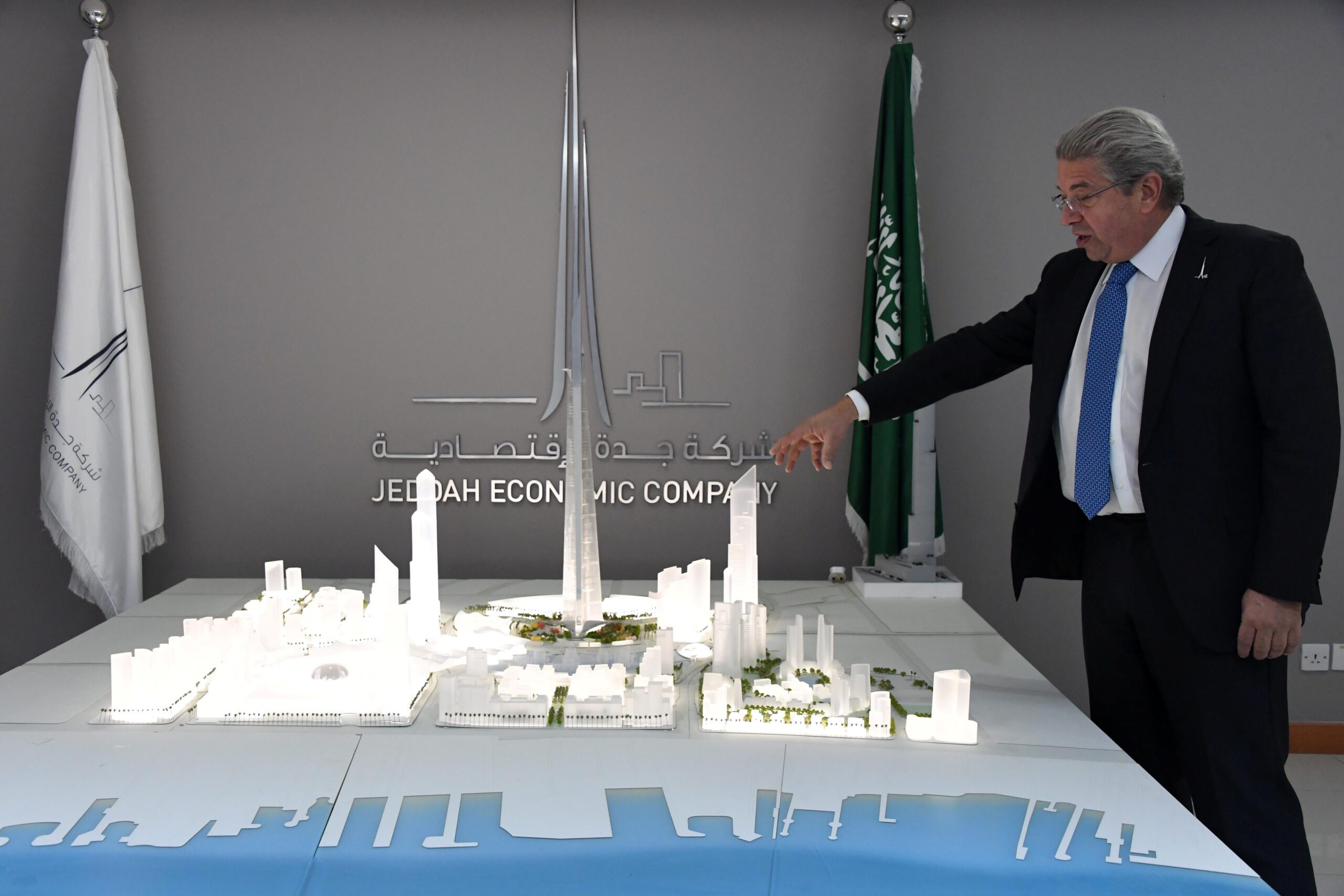 Jeddah Economic Company CEO Mounib Hammoud, shows a model of Jeddah Tower.