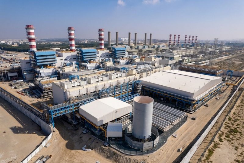 The 4th phase of Dewa's power station in Al Aweer will increase the total production capacity to 2,825 MW