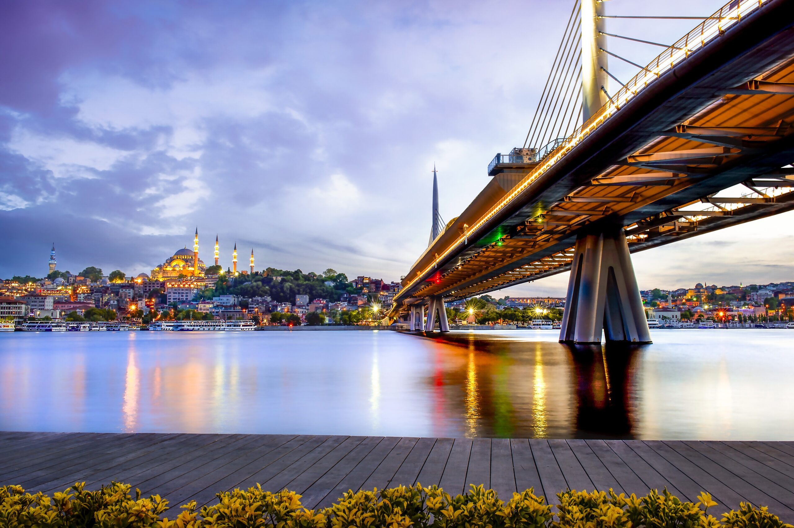 Russians Turkey Istanbul Bridge
