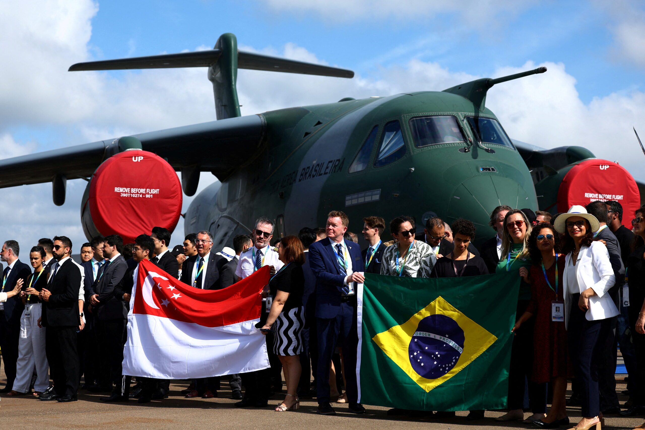 Brazil's Embraer woos Saudi Arabia for military plane deal | AGBI