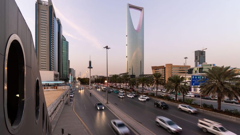 Traffic on King Fahd road in Riyadh. The Saudi government wants 15% of public transport vehicles to be autonomous