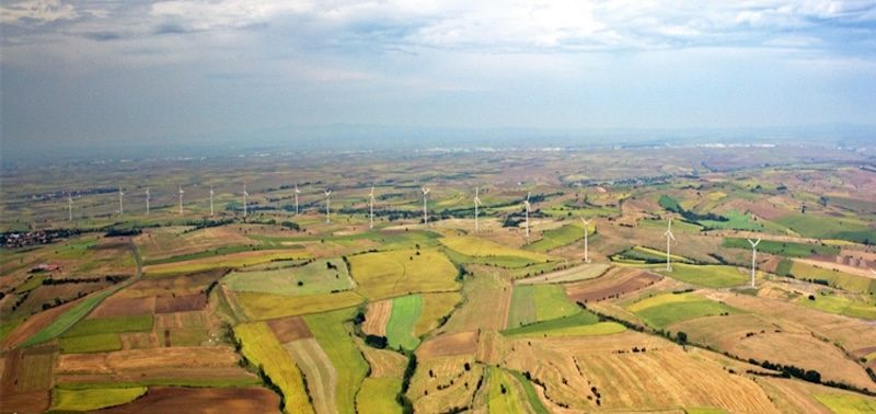 Turkey's wind-energy projects are expected to reduce annual CO2 emissions by 243,000 tonnes