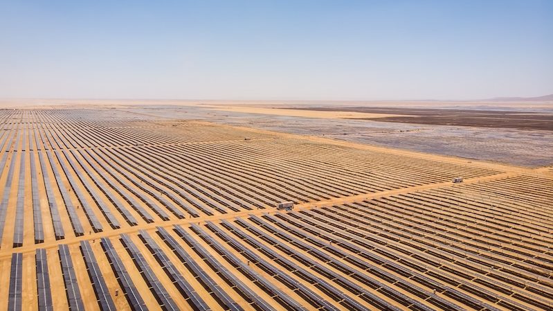 The company will develop a 1GW solar power plant and 100MW battery storage project