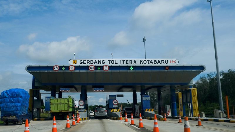 Adia is investing in development of the Trans-Sumatra Toll Road in Indonesia