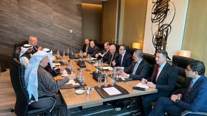 Egypt Kuwait hotel Hassan El-Khatib, Egypt’s minister of investment and foreign trade, met Jawad Bukhamseen, chairman of the family-owned conglomerate Bukhamseen Holding