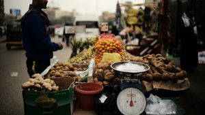 A food market in Egypt. Abu Auf sells healthy snacks, coffee and other foodstuffs in the country