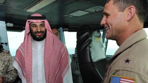 Saudi Crown Prince Mohammed Bin Salman with a US soldier